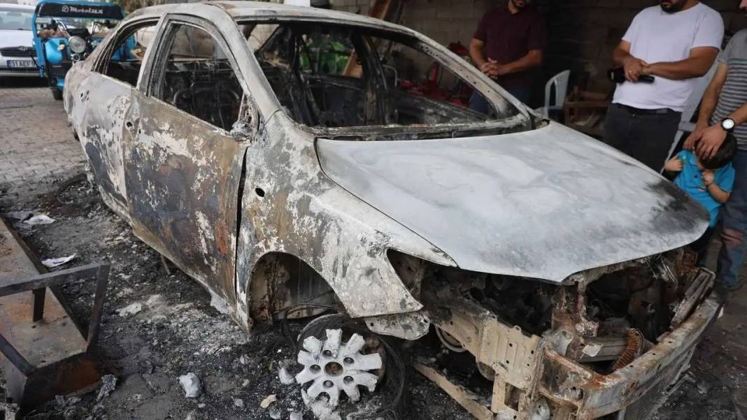 Hatay’da Depremzede Aile Yangınla Yıkıldı! Geçim Kaynakları Yok Oldu 3